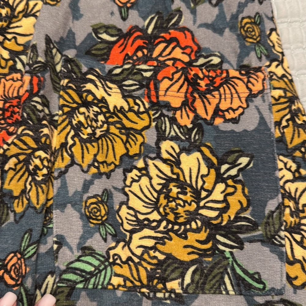 Lularoe duster - Picture 3 of 4